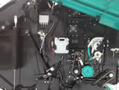 A maintenance is easy at an automatic oiling device and concentration grease adoption